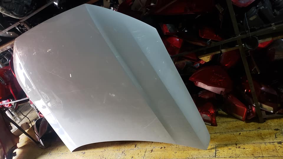 Audi Q7 bonnet 2017-2020 - Private Seller Audi Q7 bonnet 2017-2020 - Private Seller