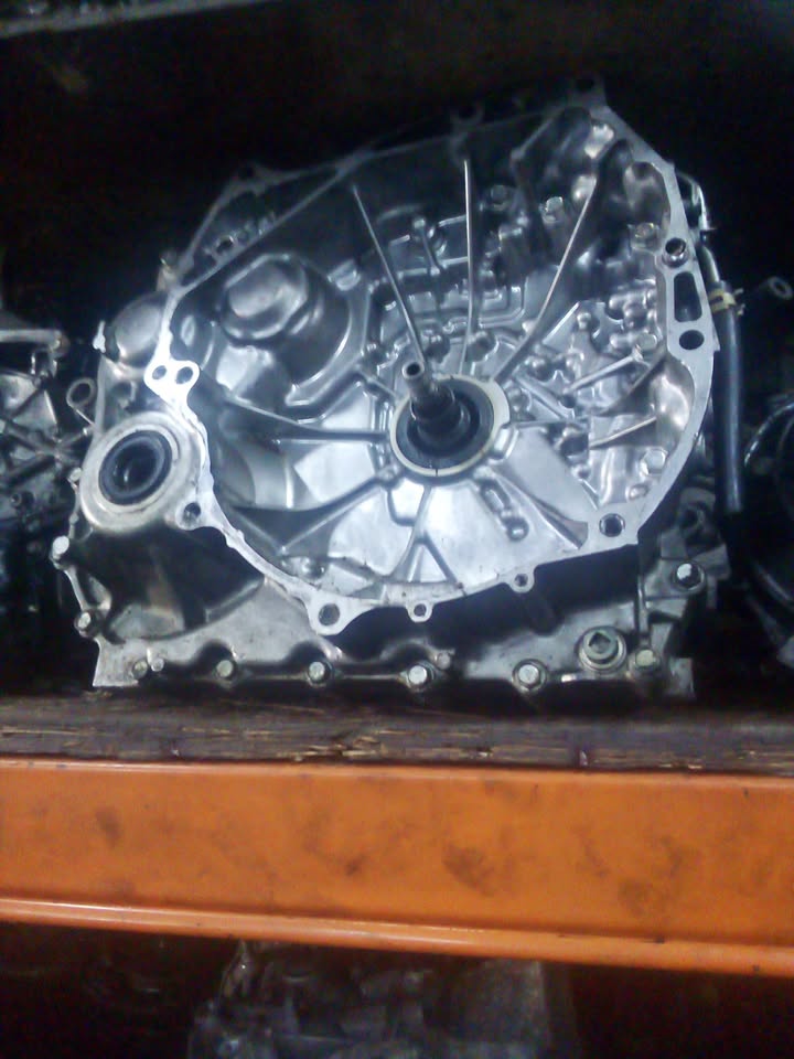 NISSAN KA24 AUTOMATIC GEARBOX - Private Seller NISSAN KA24 AUTOMATIC GEARBOX - Private Seller