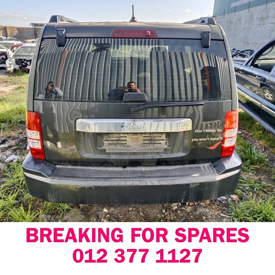 2011 JEEP CHEROKEE 3.7 KK BREAKING FOR SPARES - Private Seller 2011 JEEP CHEROKEE 3.7 KK BREAKING FOR SPARES - Private Seller