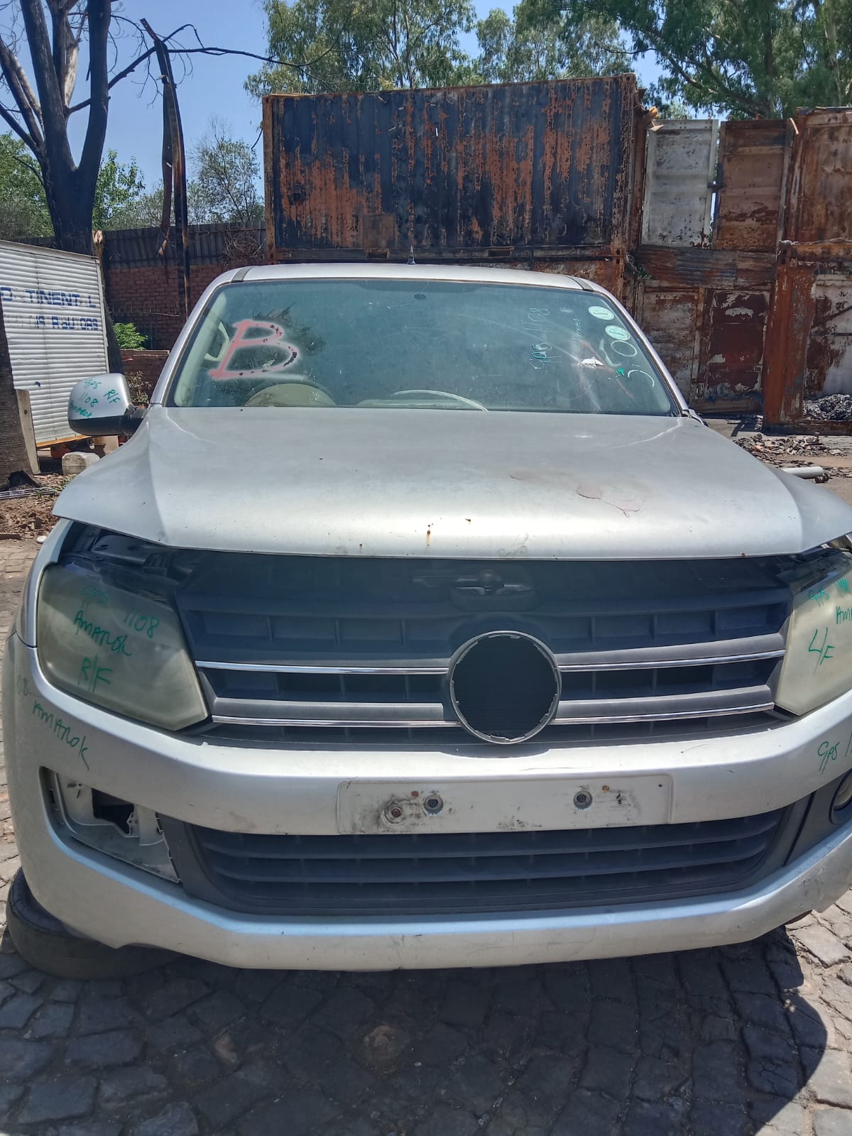 VW AMAROK 2.0 TDI STRIPPING FOR SPARES - Private Seller VW AMAROK 2.0 TDI STRIPPING FOR SPARES - Private Seller