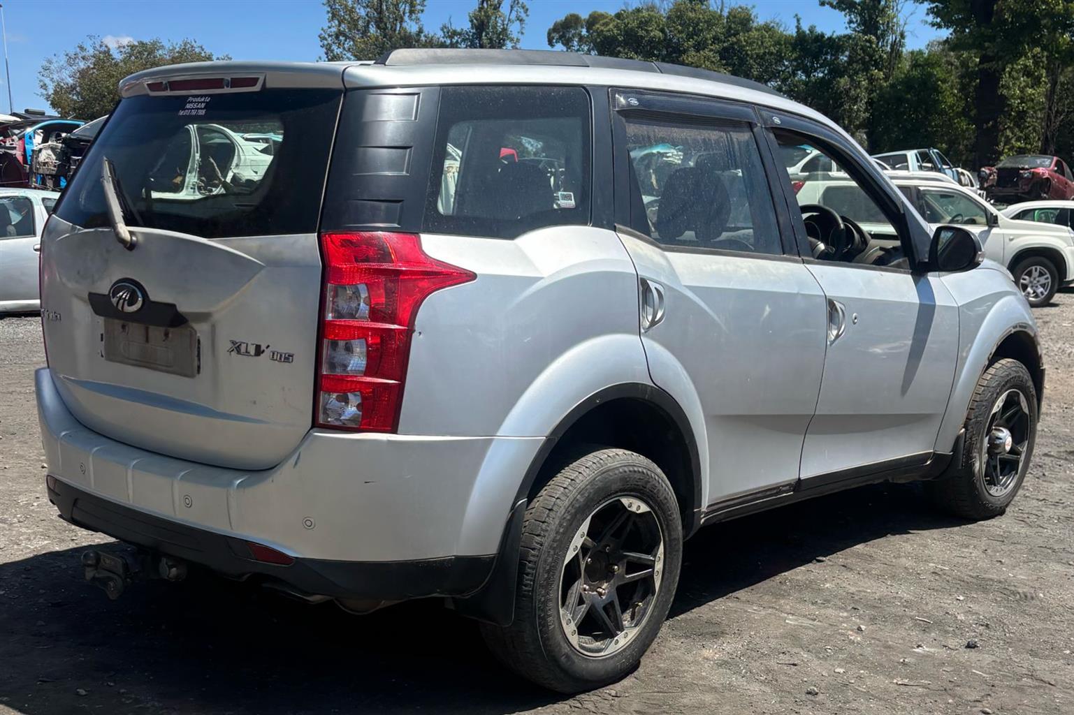 Mahindra KUV 500 W6 2015 Stripping - Private Seller Mahindra KUV 500 W6 2015 Stripping - Private Seller