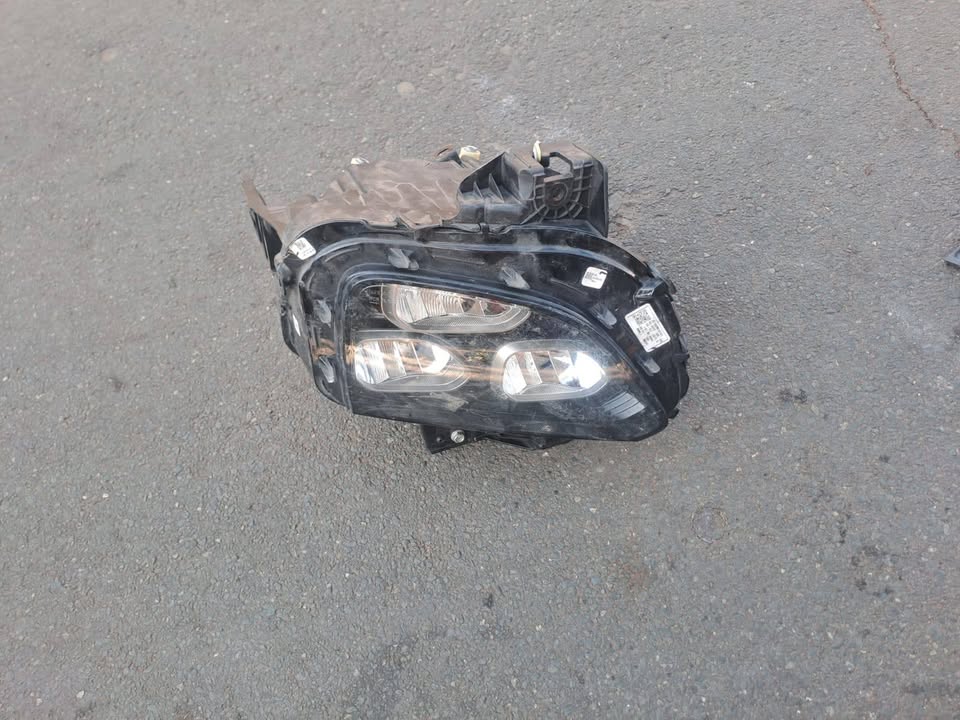 2023 - 2025 SUZUKI FRONX LED HEADLIGHT RIGHT HAND SIDE - Private Seller 2023 - 2025 SUZUKI FRONX LED HEADLIGHT RIGHT HAND SIDE - Private Seller
