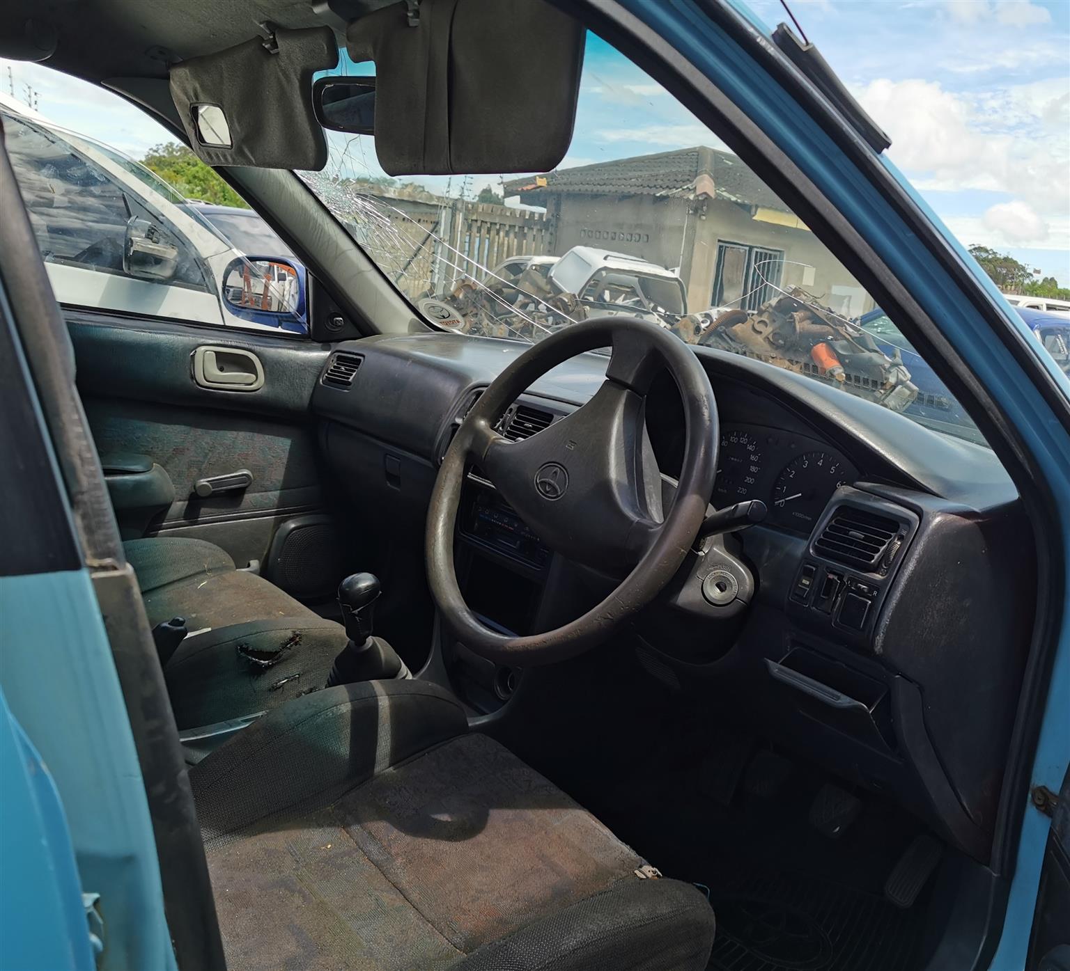 1998 Toyota Corolla 1.6 RXI shape - Stripping for Spares