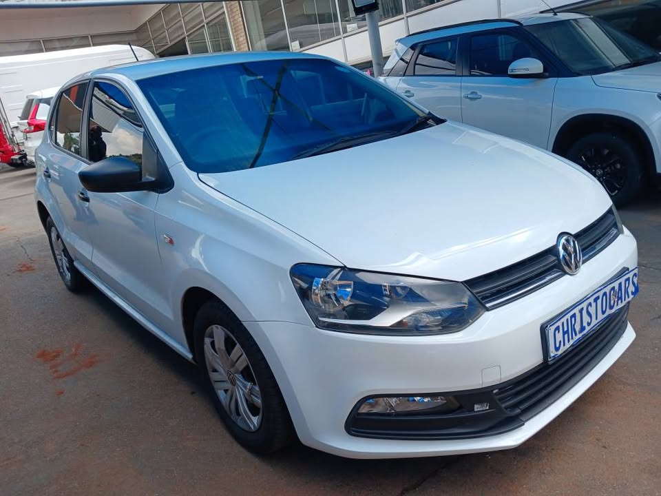 VW polo Vivo hatchback Manuel Transmission petrol 1.4 engine capacity mileage 55000km
