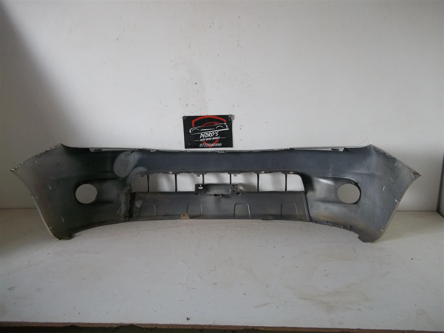 Toyota Hilux '05-'11 front bumper - Private Seller Toyota Hilux '05-'11 front bumper - Private Seller