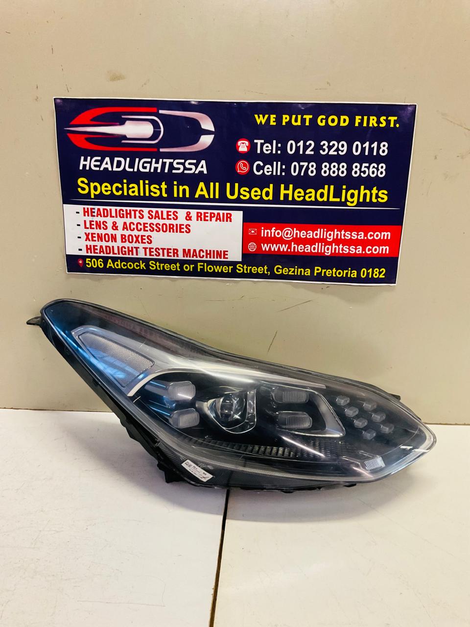 Kia Sportage Facelift right side LED headlight - Private Seller Kia Sportage Facelift right side LED headlight - Private Seller