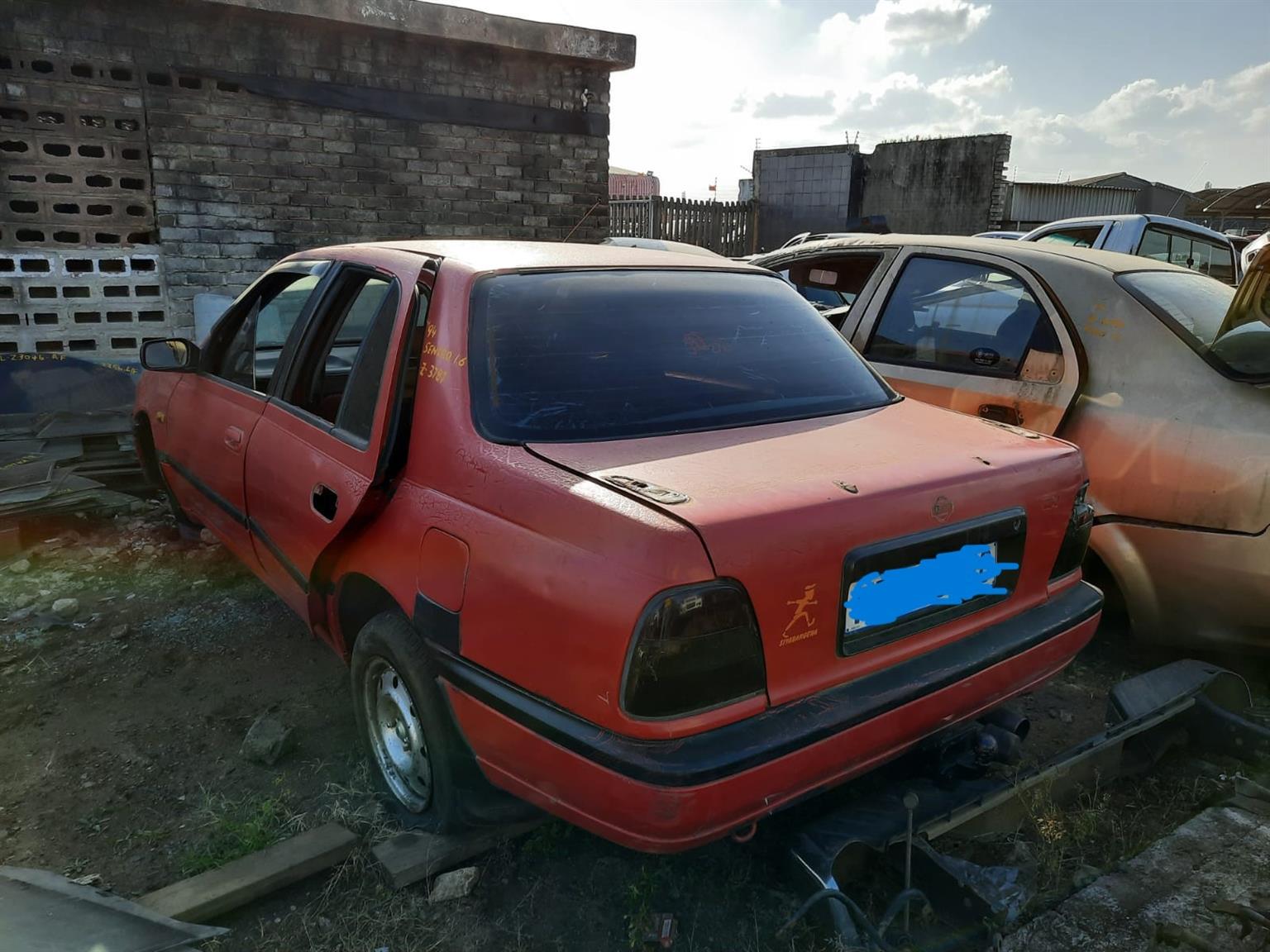 1994 Nissan Sentra 1.6 - Stripping for Spares