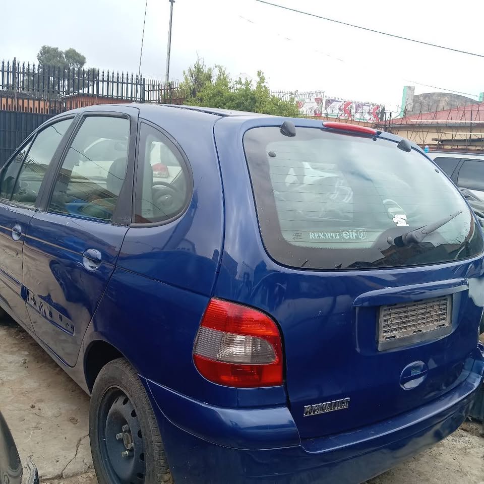 Renault Scenic Stripping For Spares Call or WhatsApp - Private Seller Renault Scenic Stripping For Spares Call or WhatsApp - Private Seller