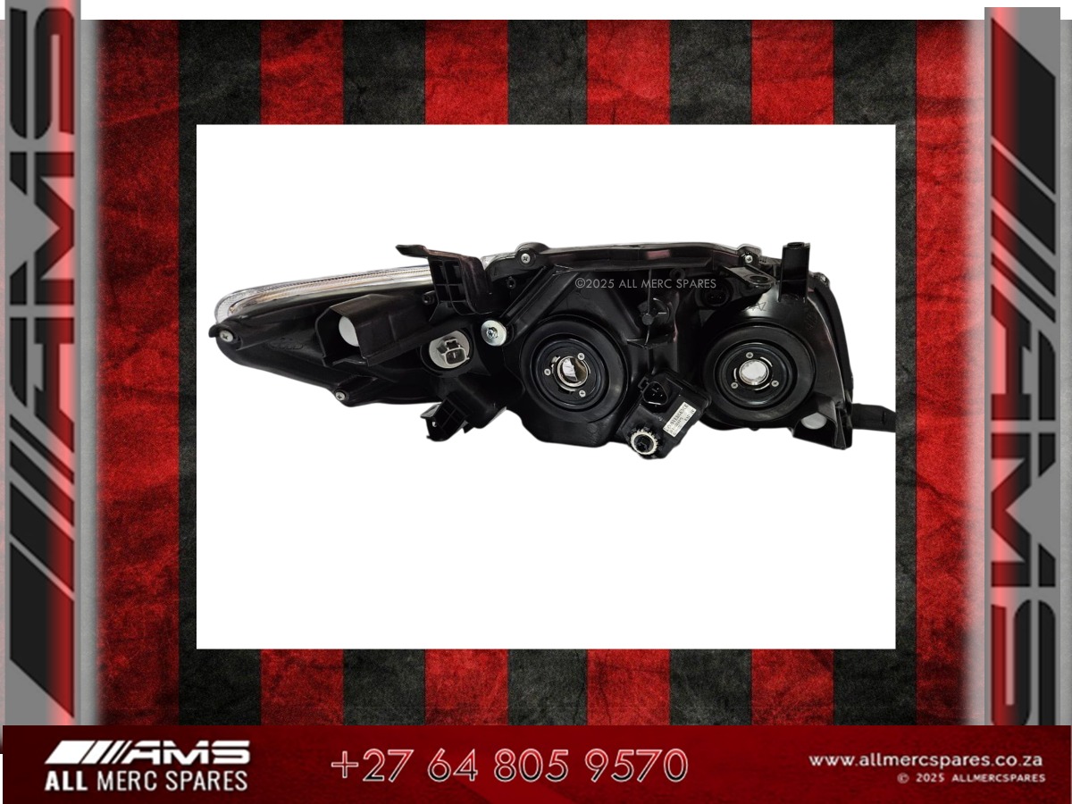 NEW TOYOTA PROFESSIONAL 2007–2009 LEFT FRONT HEADLIGHT - Private Seller NEW TOYOTA PROFESSIONAL 2007–2009 LEFT FRONT HEADLIGHT - Private Seller