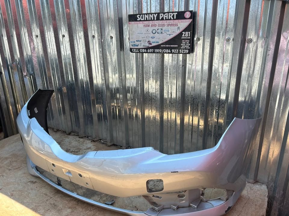 Toyota Auris Bumper - Private Seller Toyota Auris Bumper - Private Seller