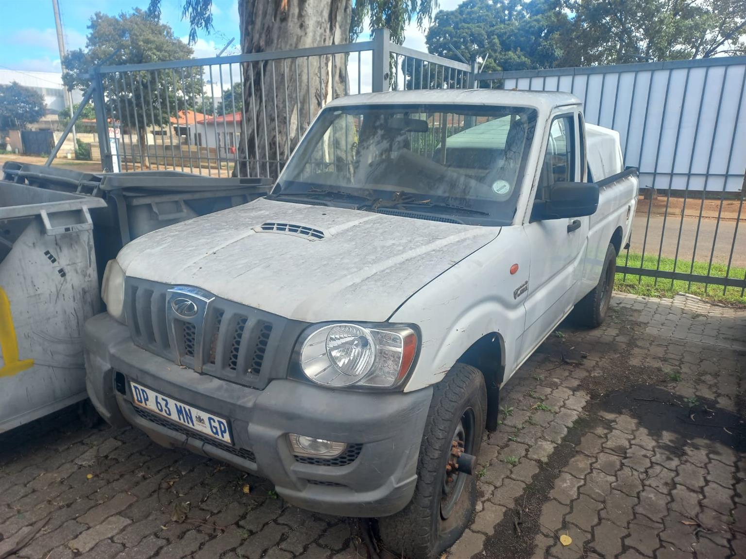 Mahindra bakkies stripping for spares no Engine no Gearbox - Private Seller Mahindra bakkies stripping for spares no Engine no Gearbox - Private Seller