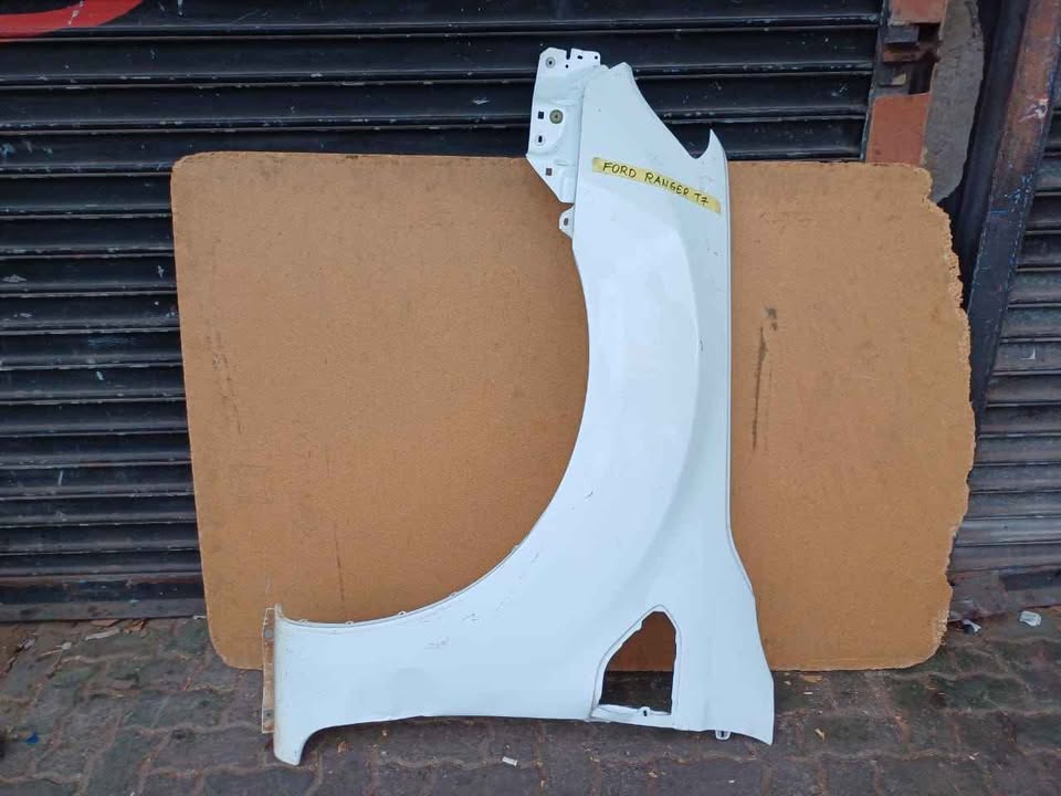Ford Ranger T7 fender left side (clean) for sale - Private Seller Ford Ranger T7 fender left side (clean) for sale - Private Seller