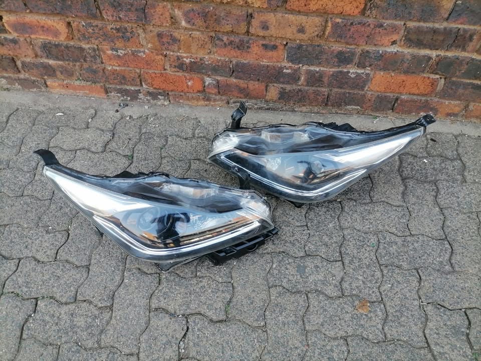 Toyota Starlet Headlights Toyota Starlet Headlights