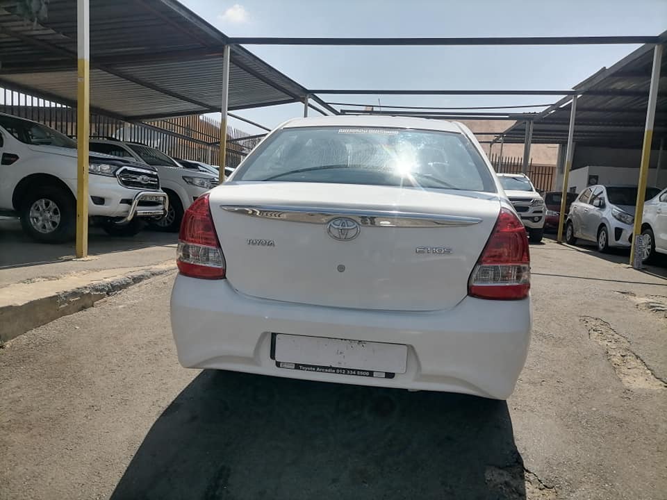 2017 Toyota Etios 1.5 Sedan with a leather seat
