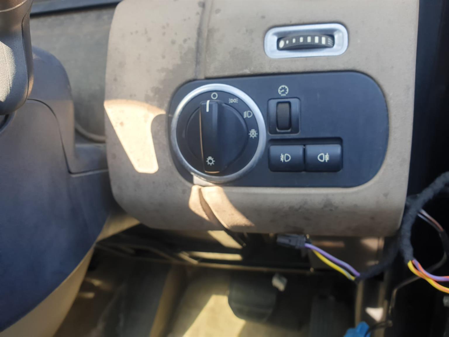 2004 DISCOVERY 2 4.0 V8 ORIGINAL HEADLIGHT SWITCH FOR SALE 2004 DISCOVERY 2 4.0 V8 ORIGINAL HEADLIGHT SWITCH FOR SALE