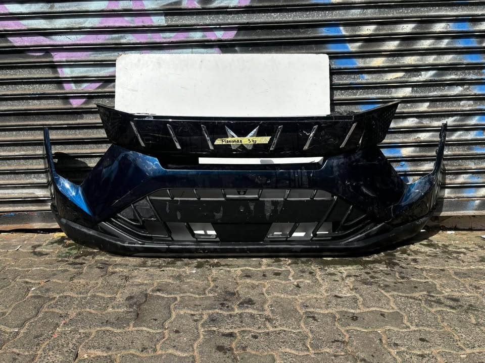 Mahindra XUV 3XO FRONT BUMPER R10 - Private Seller