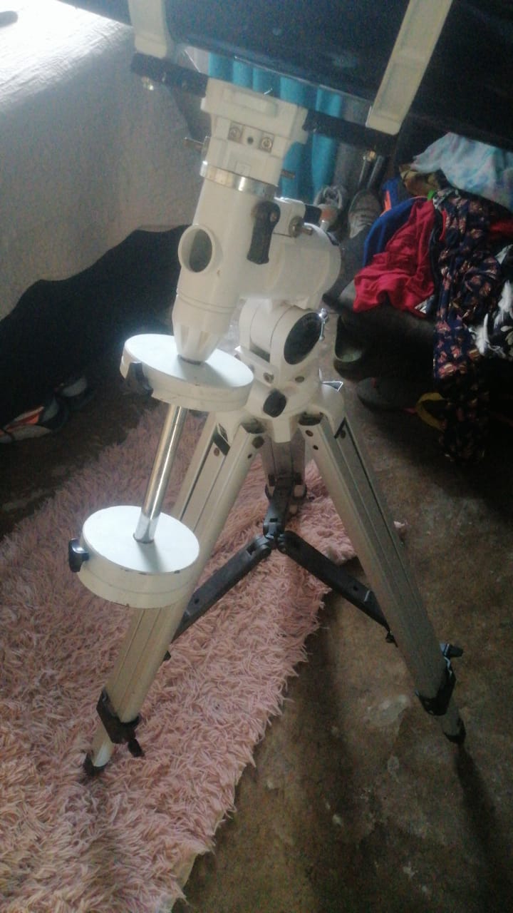 SKYWATCHER TELESCOPE