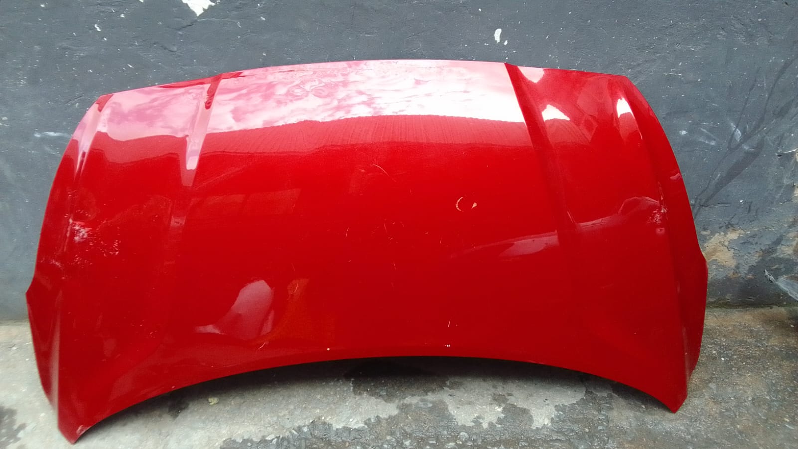Hyundai grand i10 bonnet 2024-25 @Zuma spare parts durban - Private Seller
