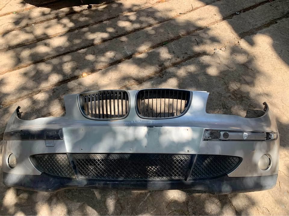 BMW x1 E87 normal complete bumper - Private Seller BMW x1 E87 normal complete bumper - Private Seller