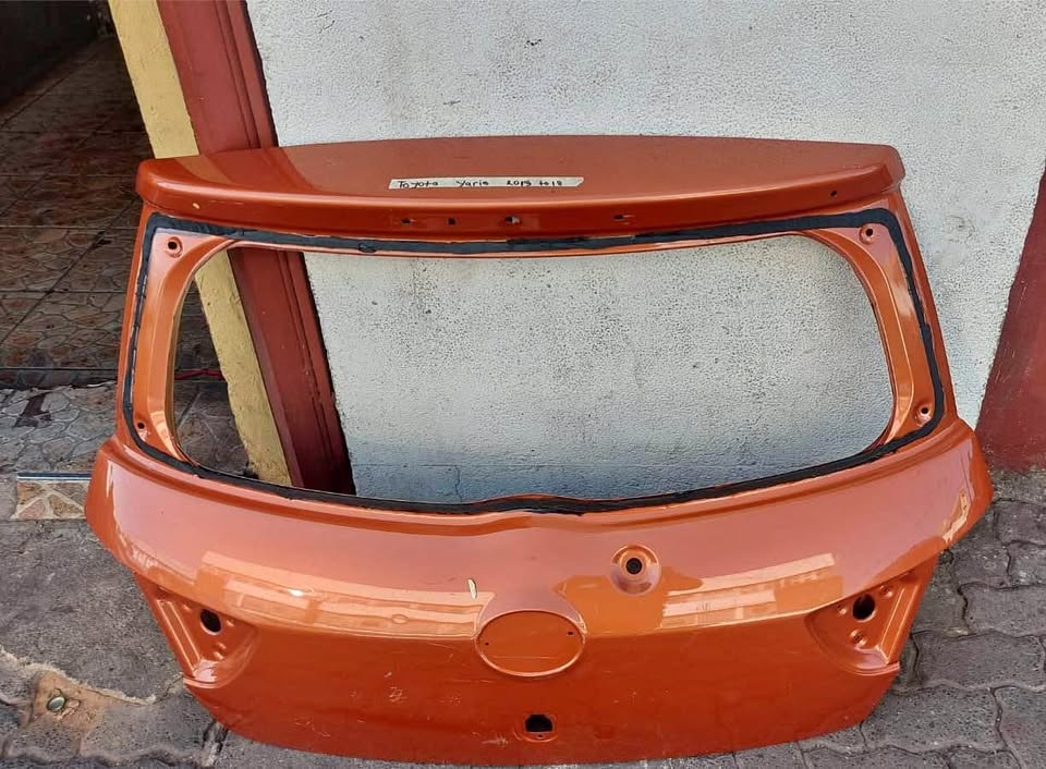 Toyota Yaris tailgate - Private Seller Toyota Yaris tailgate - Private Seller