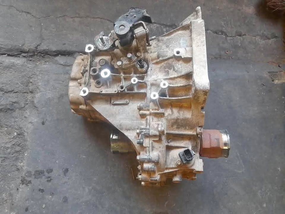 HYUNDAI ACCENT GEARBOX AVAILABLE