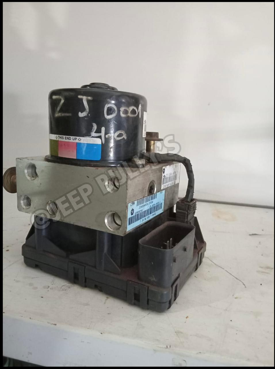 Jeep Grand Cherokee ZJ | Used ABS Pump In Store - Private Seller