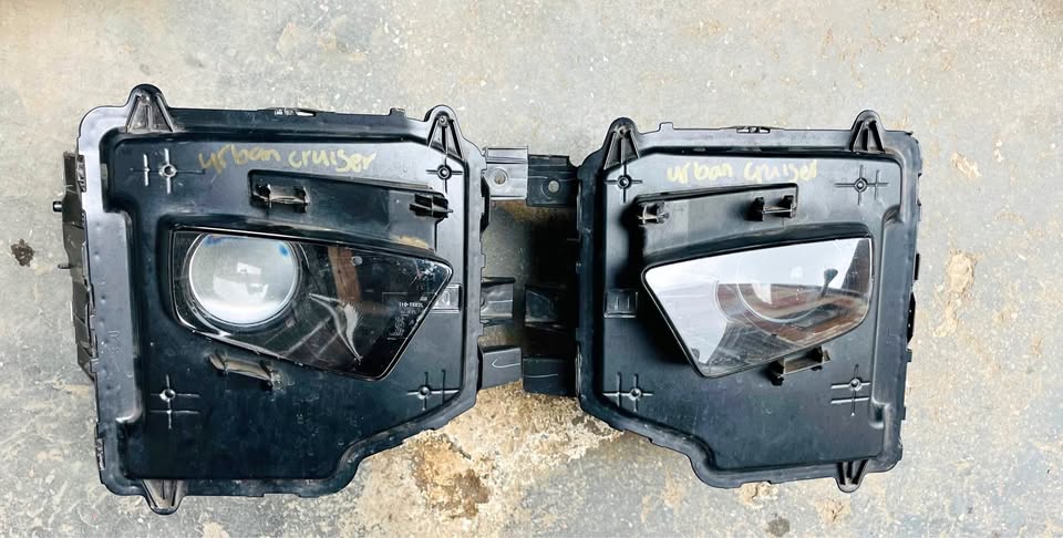 Toyota Urban Cruiser headlights - Private Seller Toyota Urban Cruiser headlights - Private Seller