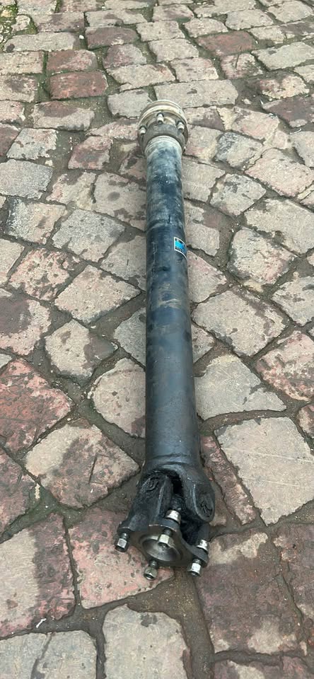 Hyundai Terrecan Front PropShaft For Sale @Circle 7 Used Parts Call or WhatsApp - Private Seller