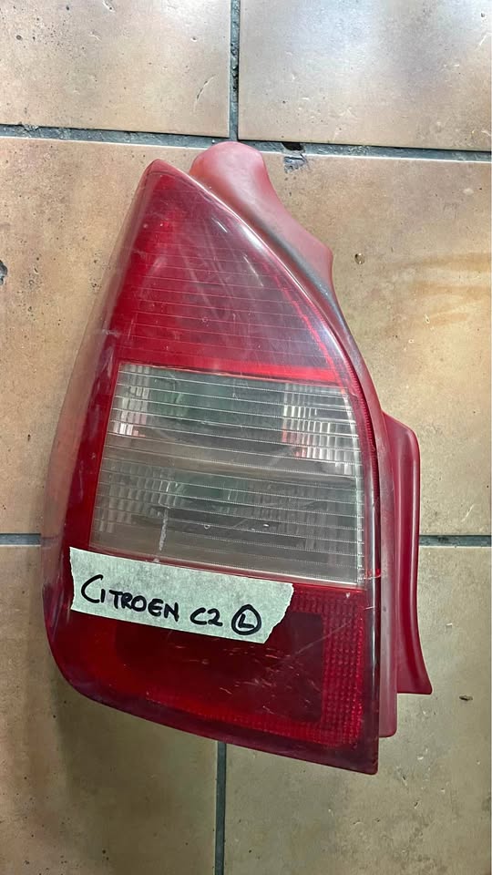 Citroen C2 taillight - Private Seller Citroen C2 taillight - Private Seller