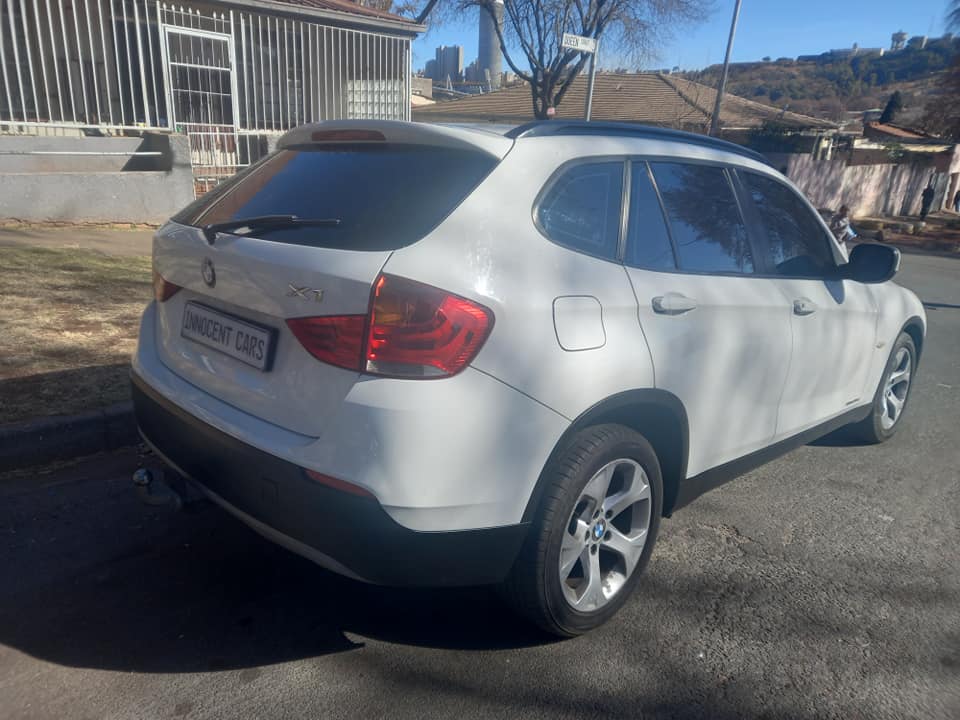 2013 BMW X1 2.0 ENGINE DIESEL, AUTOMATIC, WHITE COLOR, MILEAGE 80000KMS SPARE KEY