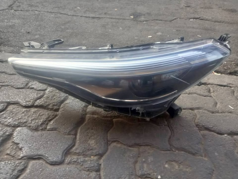 2021 - 2024 TOYOTA COROLLA CROSS LED HEADLIGHT LEFT HAND SIDE - Private Seller 2021 - 2024 TOYOTA COROLLA CROSS LED HEADLIGHT LEFT HAND SIDE - Private Seller