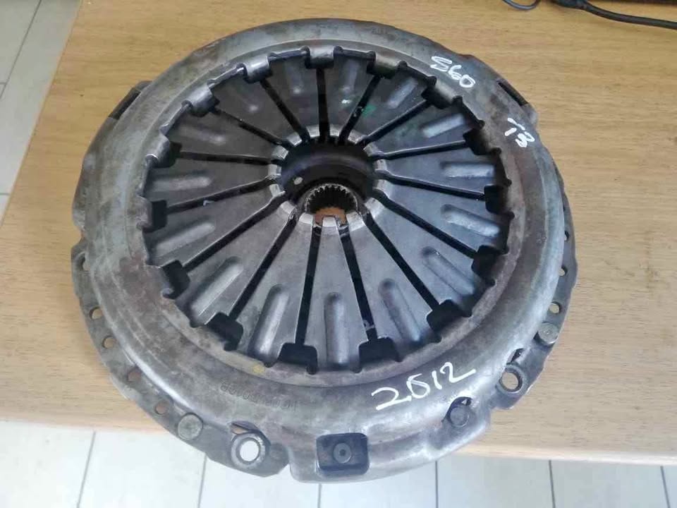 Volvo S60 T3 2012 Clutch kit - Private Seller Volvo S60 T3 2012 Clutch kit - Private Seller