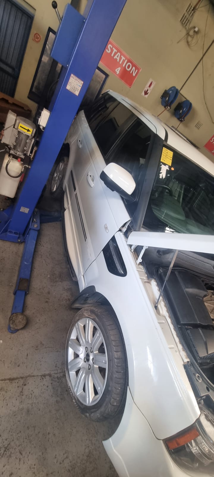 2012 Range Rover Sport 5.0 V8 S/C AutoBiography Stripping for Spares