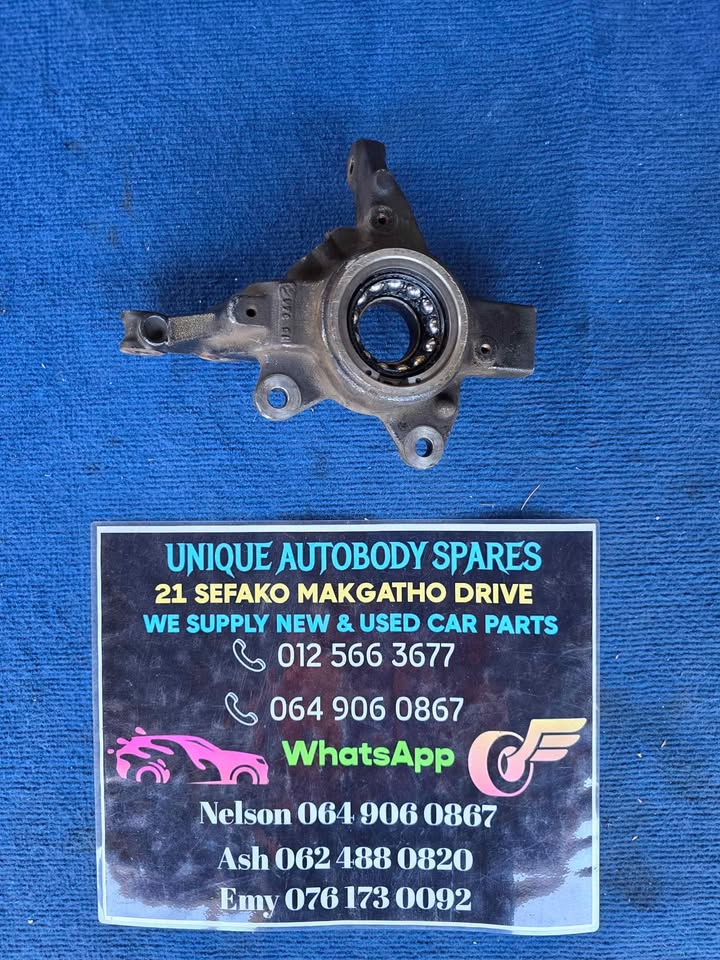 Renault Clio 4 Knuckle Left Front - Private Seller