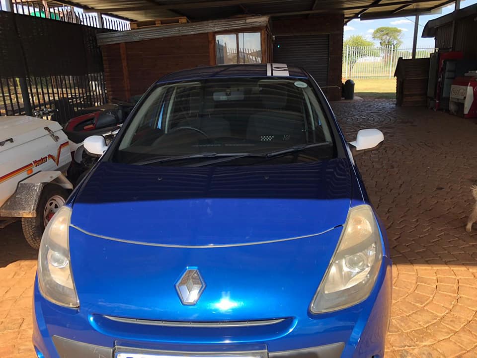 2010 Renault Clio 3 Sport (Stripping for spares) - Private Seller