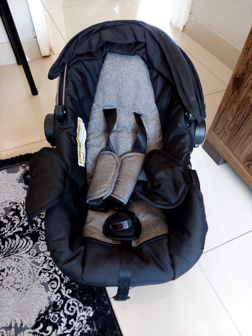 2nd hand baby 2024 car seats for sale