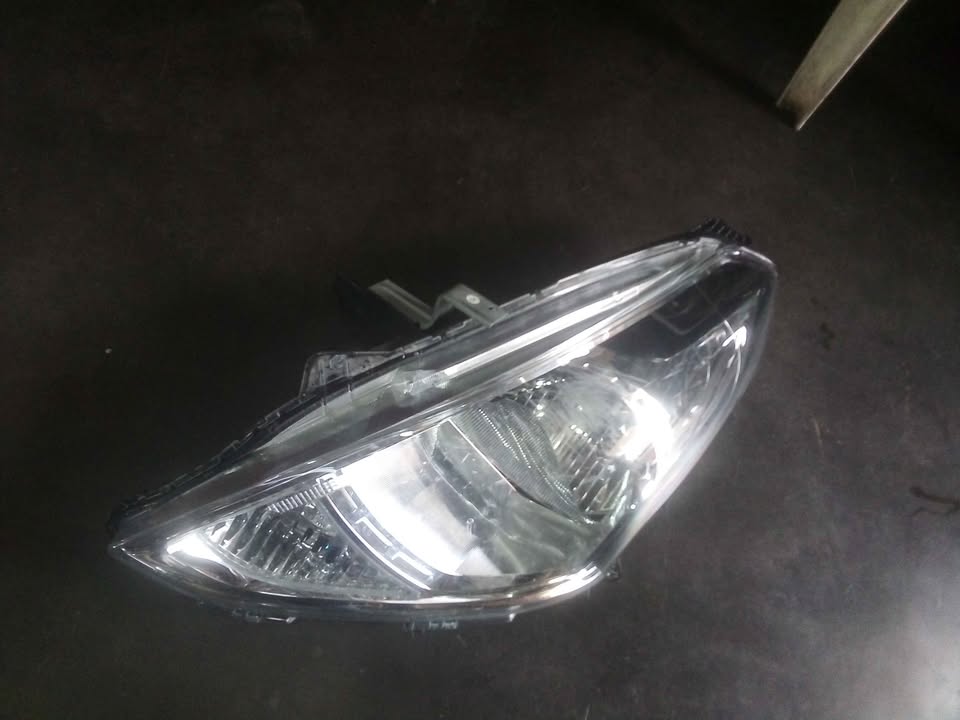 2020 Nissan Almera Headlight - Private Seller 2020 Nissan Almera Headlight - Private Seller