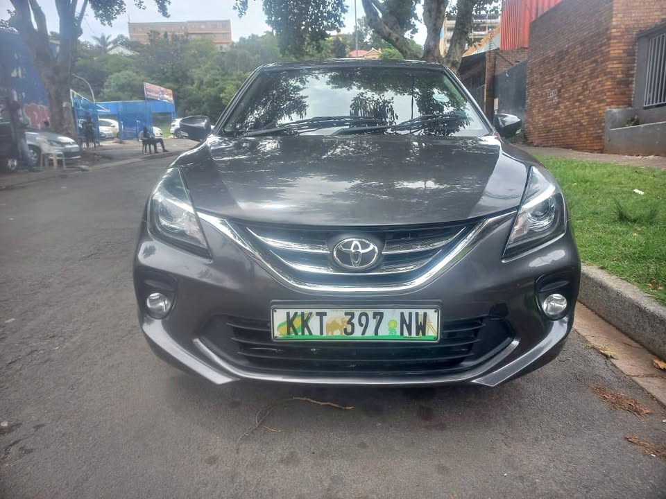 2020 Toyota Starlet 1.4 SR Petrol, Manual, Grey color, mileage 68000kms
