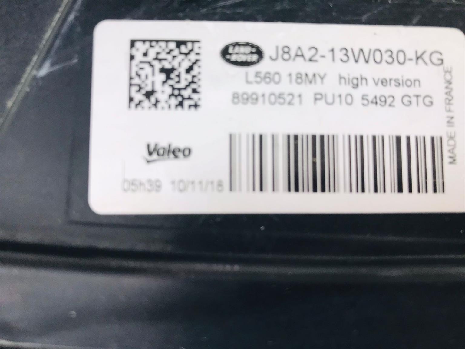 Land Rover Velar L560 left side full LED headlight (double beam) - Private Seller Land Rover Velar L560 left side full LED headlight (double beam) - Private Seller