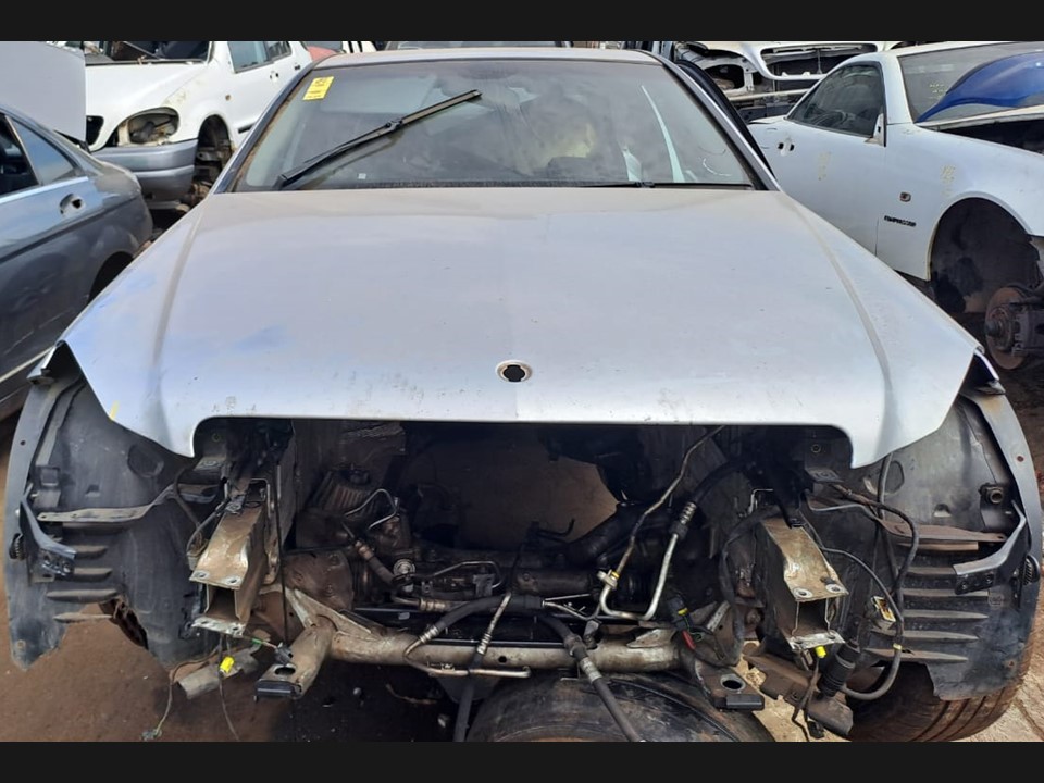 2011 Mercedes Benz W204 C200 CDI parts spares used for sale- Silver - Private Seller 2011 Mercedes Benz W204 C200 CDI parts spares used for sale- Silver - Private Seller
