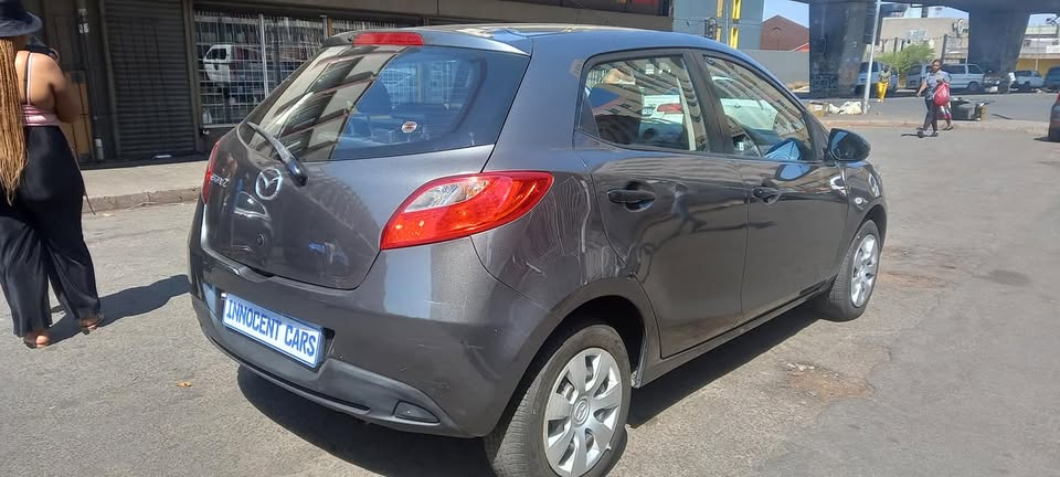 2015 MAZDA 2 1.5 ACTIVE, MANUAL TRANSMISSION, COLOR BROWN, 92000KM