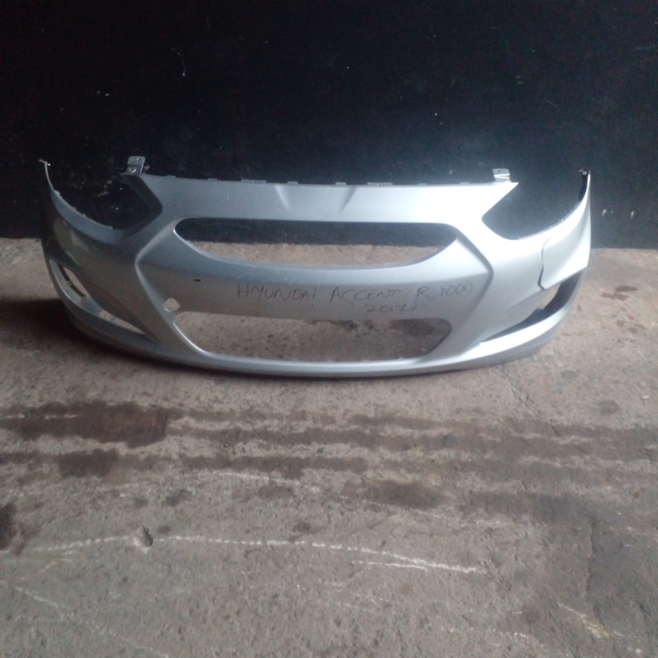 HYUNDAI ACCENT FRONT BUMPER @ZUMA SPARE PARTS DURBAN - Private Seller