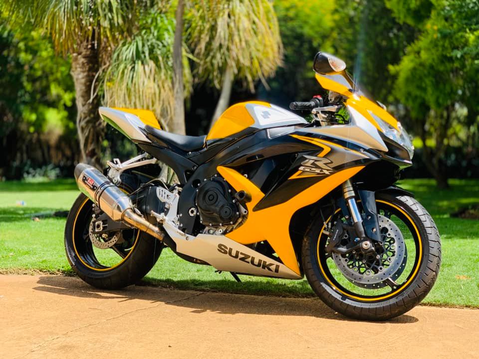 SUZUKI GSXR600 K9 - Private Seller SUZUKI GSXR600 K9 - Private Seller