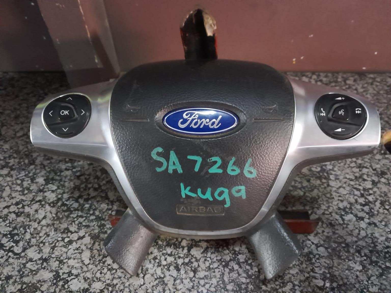 Ford kuga Airbag 2011 - Private Seller Ford kuga Airbag 2011 - Private Seller
