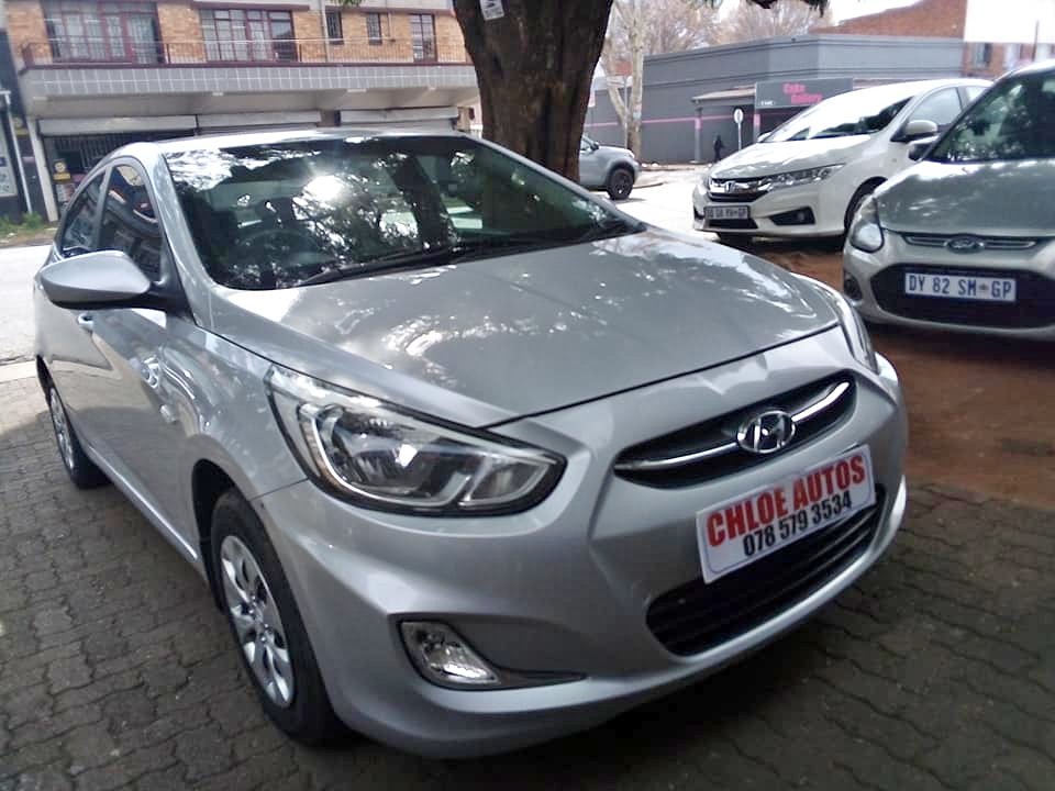 2015 HYUNDAI ACCENT SEDAN 1.6Motion MANUAL SILVER COLOR