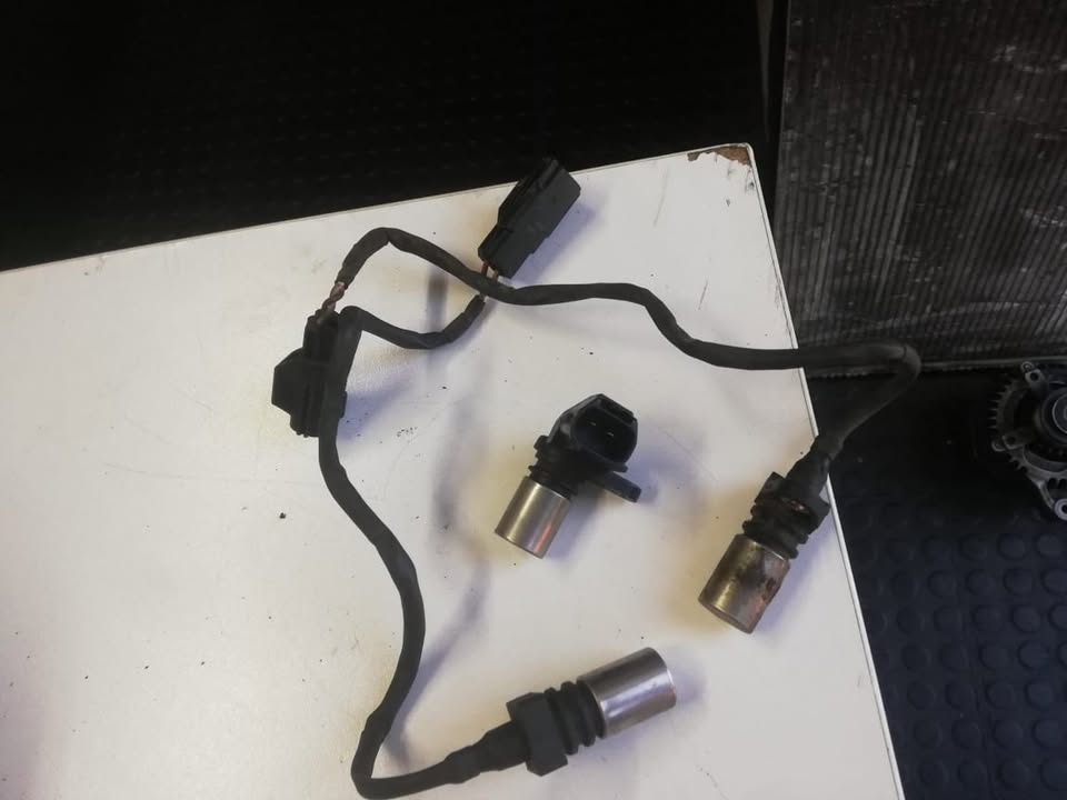 VOLVO CRANK / SPEED SENSOR FOR SALE - Private Seller