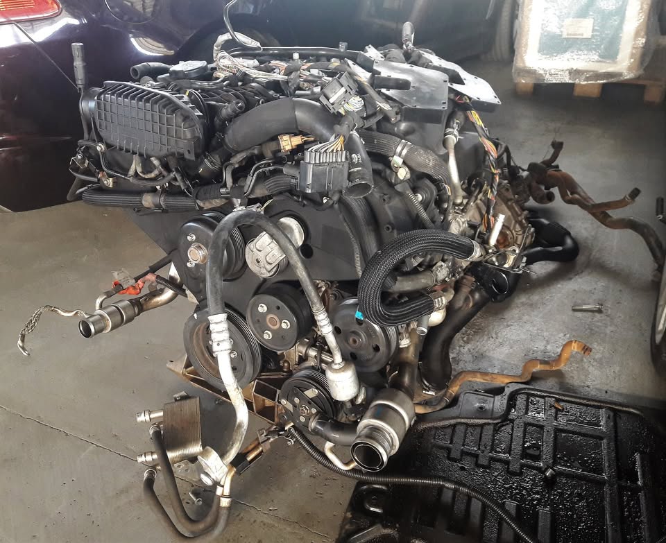 Land Rover Discovery 4 TDV6 3 Liter Engine for sale | AUTO EZI - Private Seller