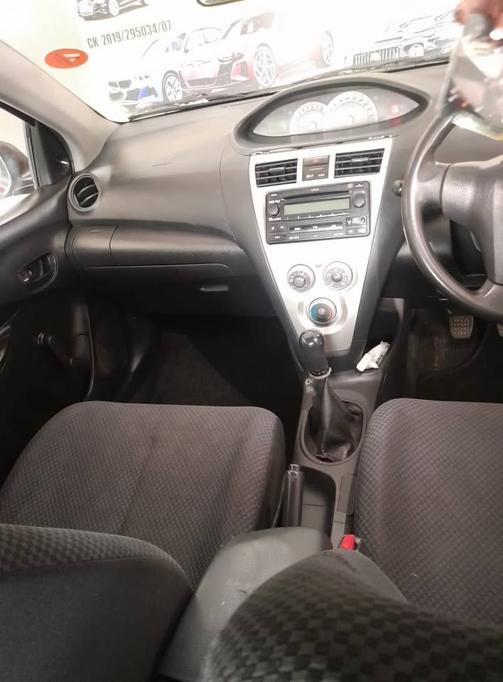 2009 TOYOTA YARIS ZEN 3 SEDAN MANUAL