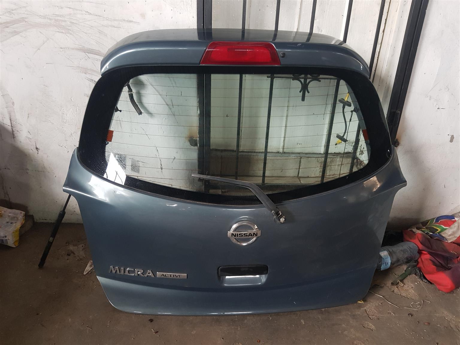 2018 Nissan Micra complete tailgate with glass for sale - Private Seller 2018 Nissan Micra complete tailgate with glass for sale - Private Seller