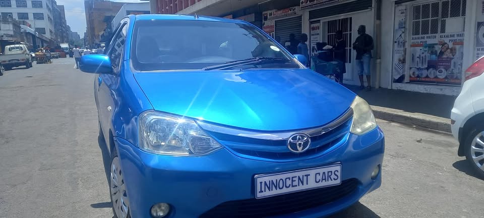 2013 TOYOTA ETIOS 1.5 PETROL, MANUAL, 89000KM, BLUE COLOUR
